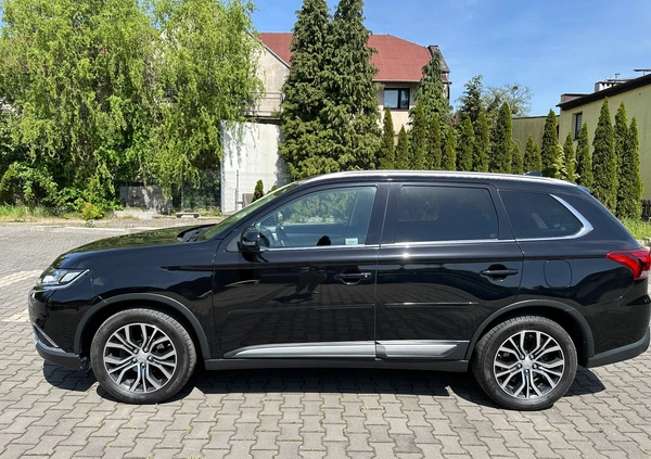 Mitsubishi Outlander cena 84900 przebieg: 100995, rok produkcji 2016 z Tychy małe 46